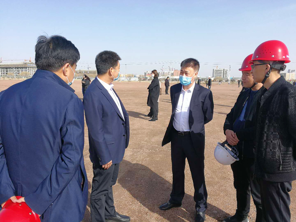 李明新出席甘肃张掖碳纤维装备制造(张掖碳谷)项目开